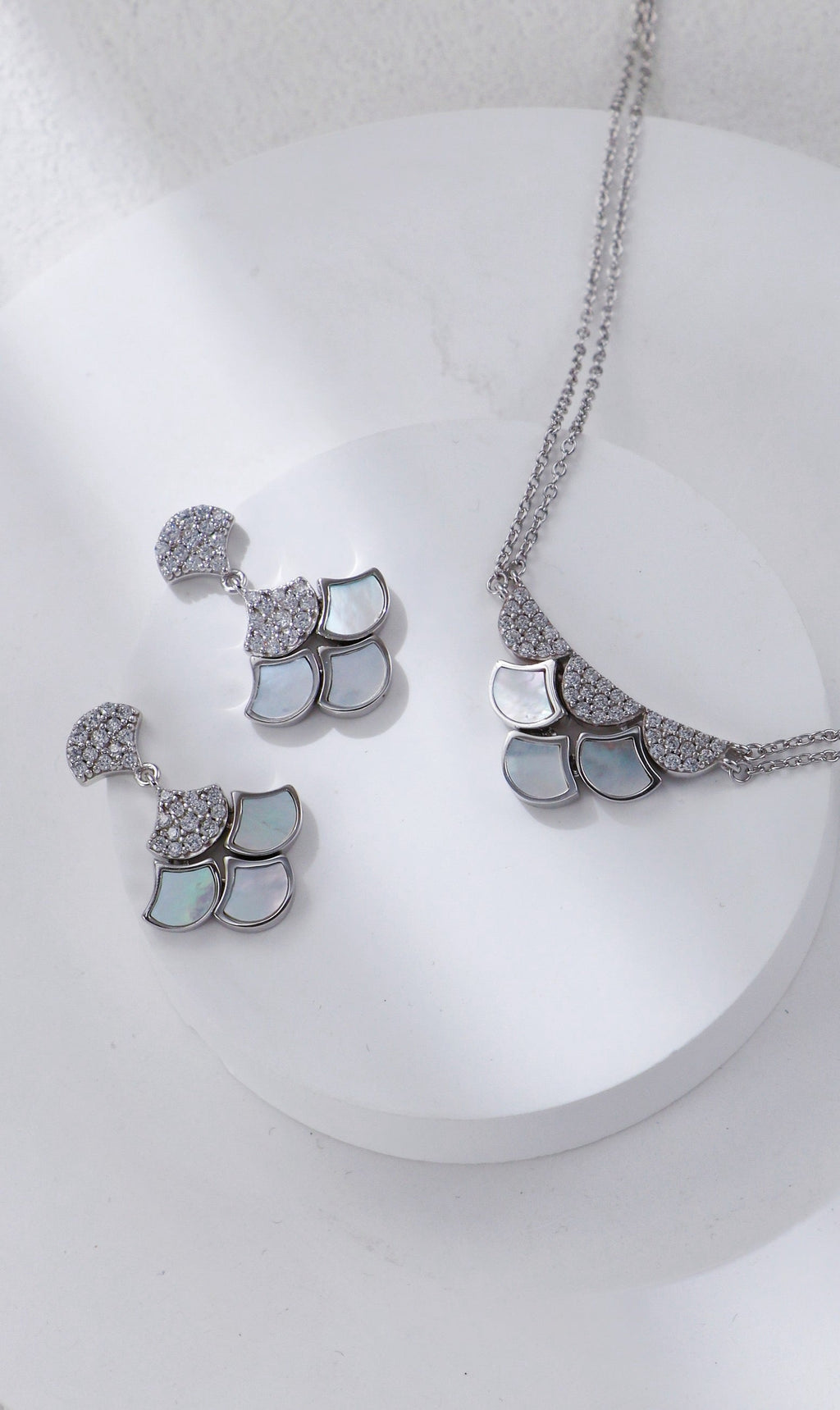 White Shell Zircon Double-Layer Necklace